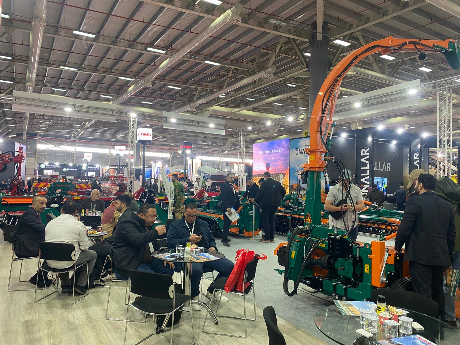  | Abollo Agricultural Machinery | حاوية الوقود أبوللو حاوية المياه أبوللو رافعة الحبوب (بريمة كهربائية بناقل محورى) ماركة أبوللو المقطورة المتوالية ماركة أبوللو مقطورة ذات دنجلين محورين ( مقطورة بقضيبين) ماركة أبوللو مقطورة ذات دنجل منفرد ( مقطورة بقضيب واحد) ماركة أبوللو آلة الرشاش الحقلي (مكافحة الآفات بالبخاخات للحقل) ماركة أبوللو مضخات رش مستحضرات الوقاية ( مكافحة الآفات بالبخاخات) ماركة أبوللو ماكينة توزيع الأسمدة الصلبة ( ماكينة السباخ) ماركة أبوللو ماكينة نشر السماد المحمولة منفردة القرص ( توزيع المخصبات بالحاوية الراكبة) ماركة أبوللو ماكينة نشر السماد المحمولة مزدوجة الأقراص ( توزيع المخصبات بالحاوية الراكبة)ماركة أبوللو ماكينة نشر السماد المقطورة ( توزيع المخصبات بالقاطرة) ماركة أبوللو ماكينة كبس و حزم سيلجة العلف الأخضر ( في بالات دائرية) ماركة أبوللو ماكينة السيلاج(قاطعة العلف الأخضر) لأربعة خطوط من زراعات الذرة ماركة أبوللو ماكينة السيلاج (قاطعة العلف الأخضر للخط المزدوج) من زراعات الذرة ماركة أبوللو ماكينة السيلجة(مفرمة العلف الأخضر) للخط المفرد من زراعات الذرة ماركة أبوللو ماكينة خلط العلف( خلاط العليقة) ماركة أبوللو ماكينة فرم العلف( الرحى المطرقية)ماركة أبوللو ماكيئة تمشيط و تجميع العشب ذات القاطرة (مقطورة تمشيط العشب)ماركة أبوللو ماكينة تمشيط و تجميع العشب( مشط الأرض) ماركة أبوللو ماكينة حش العشب المنجلية ماركة أبوللو ماكينة حش العشب الطنبورية (آلة الجز ذات الطنبور طراز 185)ماركة أبولل ماكينة حش العشب الطنبورية (آلة الجز ذات الطنبور) ماركة أبوللو ماكينة قلاعة البطاطس المسحوبة بالجرار ماركة أبوللو ماكينة جز الشجيرات المزدوجة ( المنجل الآلي المزدوج) ماركة أبوللو ماكينة تكعيب البالات ماركة أبوللو آلة دريس الحصاد المزودة بجهاز ناقل ماركة أبوللو آلة دريس الحصاد المزودة بجهاز انتقاء ( الدراسة الاختيارية) ماركة أبوللو آلة دريس الحصاد الملولبة ( الدراسة الحلزونية) ماركة أبوللو ماكينة الحصاد المزدوجة ماركة ابوللو ماكينة استزراع 4 خطوط من البطاطس ماركة ابوللو ماكينة استزراع خطين من البطاطس ماركة أبوللو ماكينة الزراعة القرصية بضغط الهواء ( الزارعة الهوائية الدقيقة ذات الأقراص ) ماركة أبوللو ماكينة الزراعة الفأسية بضغط الهواء ( الزارعة الهوائية الدقيقة ذات شوكة التخديد للبذار ) ماركة أبوللو آلة بذر السمسم (لبذر القمح و السمسم) ماركة ابوللو بذارة الحبوب الميكانيكية ماركة آبوللو المسلفة الثقيلة القرصية المستقلة ماركة أبوللو مسلفة الكركرة القرصية ( المسلفة القرصية البالعة) ماركة أبوللو آلة التعشيب الأفقية ماركة أبوللو المحراث الدوار الاحترافي ( آلة عزق المحاصيل التجارية) ماركة أبوللو المحراث الهيدروليكي الدوار (آلة العزق الهيدروليكية) للتربة المتحركة ماركة أبوللو محراث دوار أداة عزق الحقل ماركة أبوللو محراث شق قنوات الأرض القرصي ( محراث فتاح ذو أقراص) ماركة أبوللو ماكينة محراث شق قنوات الأرض الرباعي ( محراث فتاح)ماركة أبوللو المحراث بالتحكم الهيدروليكي الآوتوماتيكي بالكامل ذو التحويلة (النوع الثقيل) ماركة أبوللو المحراث بالتحكم الهيدروليكي الأوتوماتيكي بالكامل ذو التحويلة (النوع الخفيف) ماركة أبوللو المحراث بالتحكم الهيدروليكي الأوتوماتيكي بالكامل ماركة أبوللو المحاريث الثابتة (المحاريث المطرحية) ماركة أبوللو المحراث القرصي ماركة أبوللو المحراث القرصي ماركة أبوللو مسلفة قرصية ماركة أبوللو