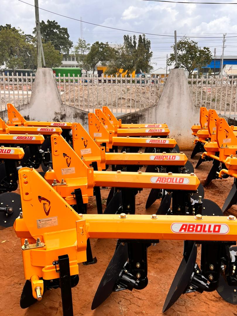  | Abollo Agricultural Machinery | حاوية الوقود أبوللو حاوية المياه أبوللو رافعة الحبوب (بريمة كهربائية بناقل محورى) ماركة أبوللو المقطورة المتوالية ماركة أبوللو مقطورة ذات دنجلين محورين ( مقطورة بقضيبين) ماركة أبوللو مقطورة ذات دنجل منفرد ( مقطورة بقضيب واحد) ماركة أبوللو آلة الرشاش الحقلي (مكافحة الآفات بالبخاخات للحقل) ماركة أبوللو مضخات رش مستحضرات الوقاية ( مكافحة الآفات بالبخاخات) ماركة أبوللو ماكينة توزيع الأسمدة الصلبة ( ماكينة السباخ) ماركة أبوللو ماكينة نشر السماد المحمولة منفردة القرص ( توزيع المخصبات بالحاوية الراكبة) ماركة أبوللو ماكينة نشر السماد المحمولة مزدوجة الأقراص ( توزيع المخصبات بالحاوية الراكبة)ماركة أبوللو ماكينة نشر السماد المقطورة ( توزيع المخصبات بالقاطرة) ماركة أبوللو ماكينة كبس و حزم سيلجة العلف الأخضر ( في بالات دائرية) ماركة أبوللو ماكينة السيلاج(قاطعة العلف الأخضر) لأربعة خطوط من زراعات الذرة ماركة أبوللو ماكينة السيلاج (قاطعة العلف الأخضر للخط المزدوج) من زراعات الذرة ماركة أبوللو ماكينة السيلجة(مفرمة العلف الأخضر) للخط المفرد من زراعات الذرة ماركة أبوللو ماكينة خلط العلف( خلاط العليقة) ماركة أبوللو ماكينة فرم العلف( الرحى المطرقية)ماركة أبوللو ماكيئة تمشيط و تجميع العشب ذات القاطرة (مقطورة تمشيط العشب)ماركة أبوللو ماكينة تمشيط و تجميع العشب( مشط الأرض) ماركة أبوللو ماكينة حش العشب المنجلية ماركة أبوللو ماكينة حش العشب الطنبورية (آلة الجز ذات الطنبور طراز 185)ماركة أبولل ماكينة حش العشب الطنبورية (آلة الجز ذات الطنبور) ماركة أبوللو ماكينة قلاعة البطاطس المسحوبة بالجرار ماركة أبوللو ماكينة جز الشجيرات المزدوجة ( المنجل الآلي المزدوج) ماركة أبوللو ماكينة تكعيب البالات ماركة أبوللو آلة دريس الحصاد المزودة بجهاز ناقل ماركة أبوللو آلة دريس الحصاد المزودة بجهاز انتقاء ( الدراسة الاختيارية) ماركة أبوللو آلة دريس الحصاد الملولبة ( الدراسة الحلزونية) ماركة أبوللو ماكينة الحصاد المزدوجة ماركة ابوللو ماكينة استزراع 4 خطوط من البطاطس ماركة ابوللو ماكينة استزراع خطين من البطاطس ماركة أبوللو ماكينة الزراعة القرصية بضغط الهواء ( الزارعة الهوائية الدقيقة ذات الأقراص ) ماركة أبوللو ماكينة الزراعة الفأسية بضغط الهواء ( الزارعة الهوائية الدقيقة ذات شوكة التخديد للبذار ) ماركة أبوللو آلة بذر السمسم (لبذر القمح و السمسم) ماركة ابوللو بذارة الحبوب الميكانيكية ماركة آبوللو المسلفة الثقيلة القرصية المستقلة ماركة أبوللو مسلفة الكركرة القرصية ( المسلفة القرصية البالعة) ماركة أبوللو آلة التعشيب الأفقية ماركة أبوللو المحراث الدوار الاحترافي ( آلة عزق المحاصيل التجارية) ماركة أبوللو المحراث الهيدروليكي الدوار (آلة العزق الهيدروليكية) للتربة المتحركة ماركة أبوللو محراث دوار أداة عزق الحقل ماركة أبوللو محراث شق قنوات الأرض القرصي ( محراث فتاح ذو أقراص) ماركة أبوللو ماكينة محراث شق قنوات الأرض الرباعي ( محراث فتاح)ماركة أبوللو المحراث بالتحكم الهيدروليكي الآوتوماتيكي بالكامل ذو التحويلة (النوع الثقيل) ماركة أبوللو المحراث بالتحكم الهيدروليكي الأوتوماتيكي بالكامل ذو التحويلة (النوع الخفيف) ماركة أبوللو المحراث بالتحكم الهيدروليكي الأوتوماتيكي بالكامل ماركة أبوللو المحاريث الثابتة (المحاريث المطرحية) ماركة أبوللو المحراث القرصي ماركة أبوللو المحراث القرصي ماركة أبوللو مسلفة قرصية ماركة أبوللو