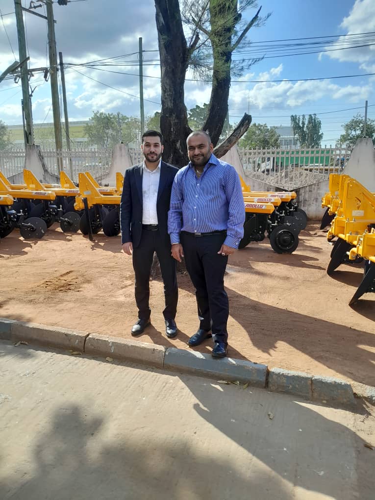  | Abollo Agricultural Machinery | حاوية الوقود أبوللو حاوية المياه أبوللو رافعة الحبوب (بريمة كهربائية بناقل محورى) ماركة أبوللو المقطورة المتوالية ماركة أبوللو مقطورة ذات دنجلين محورين ( مقطورة بقضيبين) ماركة أبوللو مقطورة ذات دنجل منفرد ( مقطورة بقضيب واحد) ماركة أبوللو آلة الرشاش الحقلي (مكافحة الآفات بالبخاخات للحقل) ماركة أبوللو مضخات رش مستحضرات الوقاية ( مكافحة الآفات بالبخاخات) ماركة أبوللو ماكينة توزيع الأسمدة الصلبة ( ماكينة السباخ) ماركة أبوللو ماكينة نشر السماد المحمولة منفردة القرص ( توزيع المخصبات بالحاوية الراكبة) ماركة أبوللو ماكينة نشر السماد المحمولة مزدوجة الأقراص ( توزيع المخصبات بالحاوية الراكبة)ماركة أبوللو ماكينة نشر السماد المقطورة ( توزيع المخصبات بالقاطرة) ماركة أبوللو ماكينة كبس و حزم سيلجة العلف الأخضر ( في بالات دائرية) ماركة أبوللو ماكينة السيلاج(قاطعة العلف الأخضر) لأربعة خطوط من زراعات الذرة ماركة أبوللو ماكينة السيلاج (قاطعة العلف الأخضر للخط المزدوج) من زراعات الذرة ماركة أبوللو ماكينة السيلجة(مفرمة العلف الأخضر) للخط المفرد من زراعات الذرة ماركة أبوللو ماكينة خلط العلف( خلاط العليقة) ماركة أبوللو ماكينة فرم العلف( الرحى المطرقية)ماركة أبوللو ماكيئة تمشيط و تجميع العشب ذات القاطرة (مقطورة تمشيط العشب)ماركة أبوللو ماكينة تمشيط و تجميع العشب( مشط الأرض) ماركة أبوللو ماكينة حش العشب المنجلية ماركة أبوللو ماكينة حش العشب الطنبورية (آلة الجز ذات الطنبور طراز 185)ماركة أبولل ماكينة حش العشب الطنبورية (آلة الجز ذات الطنبور) ماركة أبوللو ماكينة قلاعة البطاطس المسحوبة بالجرار ماركة أبوللو ماكينة جز الشجيرات المزدوجة ( المنجل الآلي المزدوج) ماركة أبوللو ماكينة تكعيب البالات ماركة أبوللو آلة دريس الحصاد المزودة بجهاز ناقل ماركة أبوللو آلة دريس الحصاد المزودة بجهاز انتقاء ( الدراسة الاختيارية) ماركة أبوللو آلة دريس الحصاد الملولبة ( الدراسة الحلزونية) ماركة أبوللو ماكينة الحصاد المزدوجة ماركة ابوللو ماكينة استزراع 4 خطوط من البطاطس ماركة ابوللو ماكينة استزراع خطين من البطاطس ماركة أبوللو ماكينة الزراعة القرصية بضغط الهواء ( الزارعة الهوائية الدقيقة ذات الأقراص ) ماركة أبوللو ماكينة الزراعة الفأسية بضغط الهواء ( الزارعة الهوائية الدقيقة ذات شوكة التخديد للبذار ) ماركة أبوللو آلة بذر السمسم (لبذر القمح و السمسم) ماركة ابوللو بذارة الحبوب الميكانيكية ماركة آبوللو المسلفة الثقيلة القرصية المستقلة ماركة أبوللو مسلفة الكركرة القرصية ( المسلفة القرصية البالعة) ماركة أبوللو آلة التعشيب الأفقية ماركة أبوللو المحراث الدوار الاحترافي ( آلة عزق المحاصيل التجارية) ماركة أبوللو المحراث الهيدروليكي الدوار (آلة العزق الهيدروليكية) للتربة المتحركة ماركة أبوللو محراث دوار أداة عزق الحقل ماركة أبوللو محراث شق قنوات الأرض القرصي ( محراث فتاح ذو أقراص) ماركة أبوللو ماكينة محراث شق قنوات الأرض الرباعي ( محراث فتاح)ماركة أبوللو المحراث بالتحكم الهيدروليكي الآوتوماتيكي بالكامل ذو التحويلة (النوع الثقيل) ماركة أبوللو المحراث بالتحكم الهيدروليكي الأوتوماتيكي بالكامل ذو التحويلة (النوع الخفيف) ماركة أبوللو المحراث بالتحكم الهيدروليكي الأوتوماتيكي بالكامل ماركة أبوللو المحاريث الثابتة (المحاريث المطرحية) ماركة أبوللو المحراث القرصي ماركة أبوللو المحراث القرصي ماركة أبوللو مسلفة قرصية ماركة أبوللو